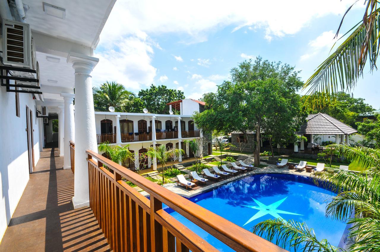 Yala Oga Reach Hotel Tissamaharama Buitenkant foto